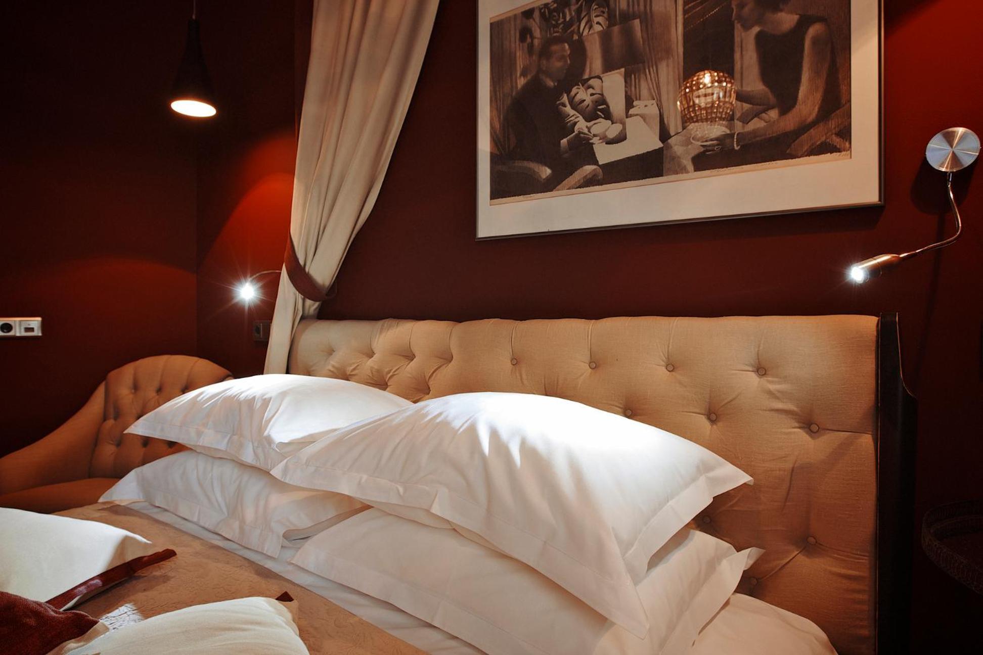 Vozdvyzhensky Boutique Hotel Kiew Zimmer foto