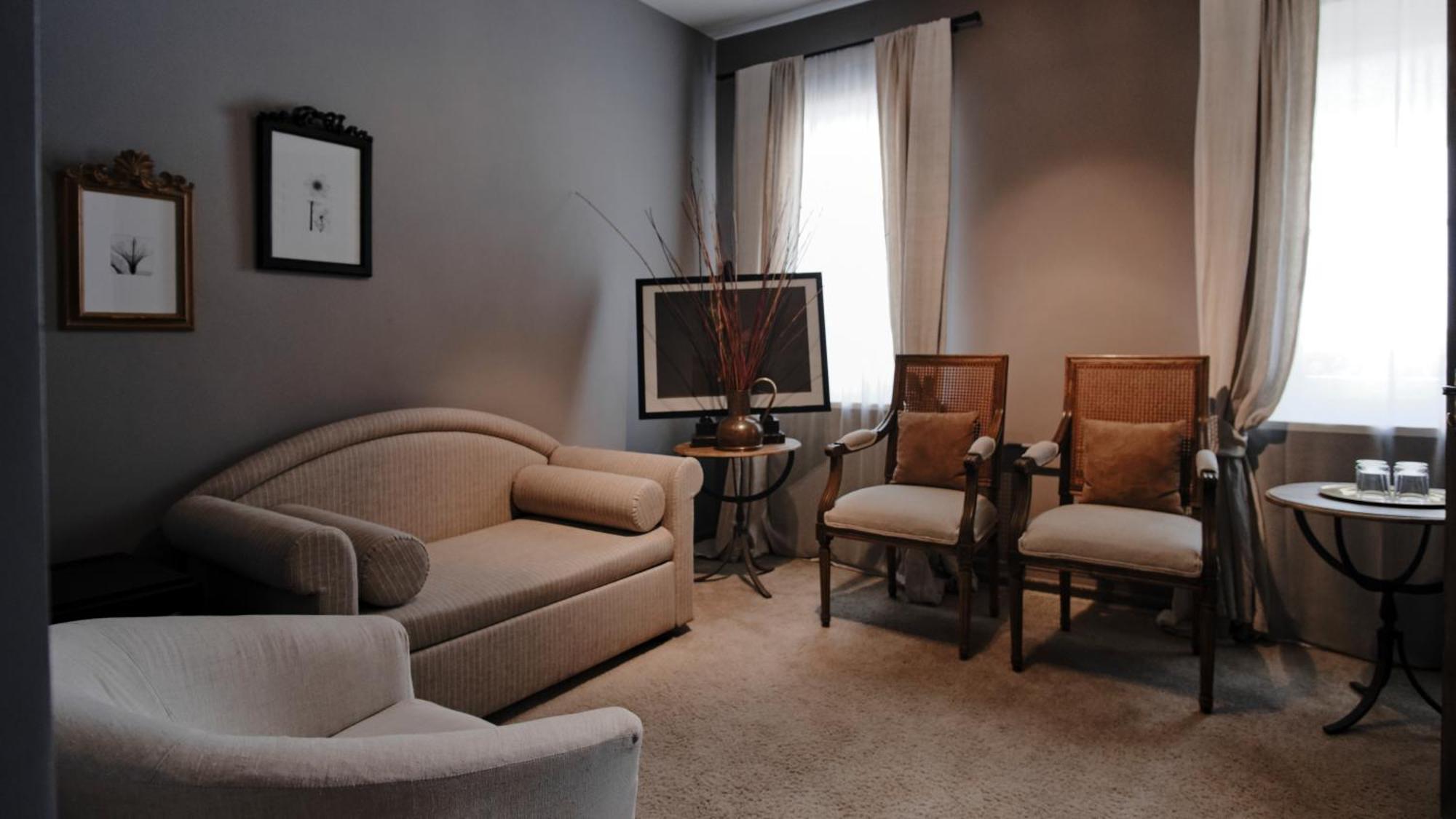 Vozdvyzhensky Boutique Hotel Kiew Zimmer foto